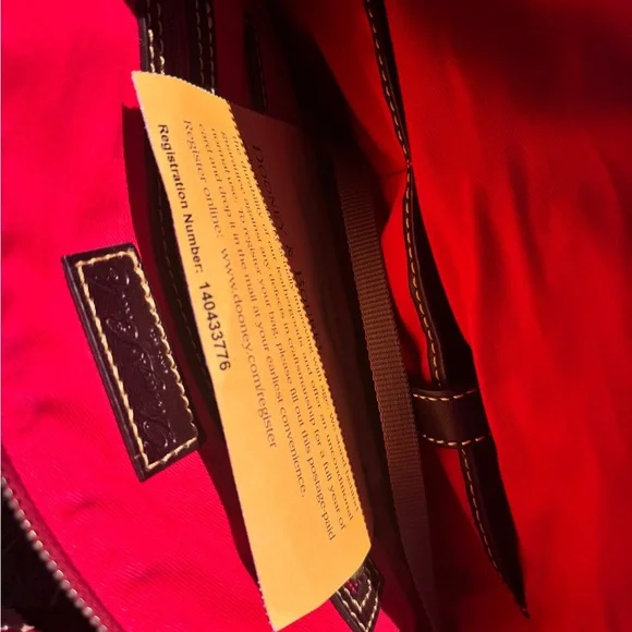 Dooney & Bourke Elegant Red Leather Handbag - Picture 4 of 7